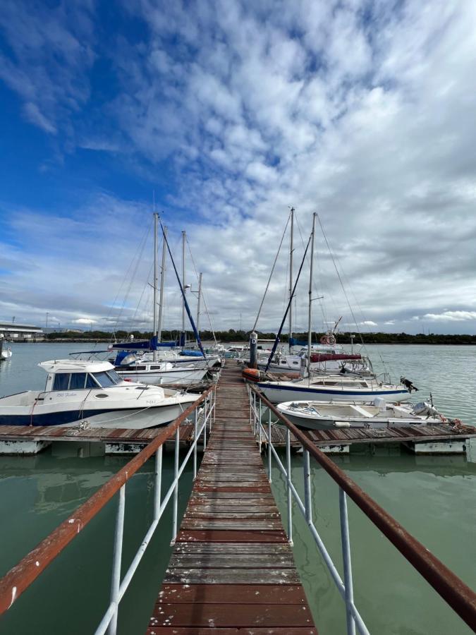 Velero En El Corazon De El Puerto De Santa Maria Hotel Bagian luar foto